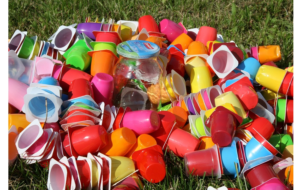 Bei Kunststoffprodukten sind durchweg Recyclateinsatzquoten von 30% und mehr gefordert