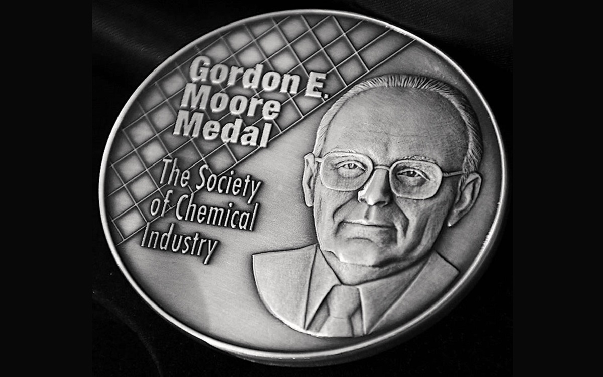 Gordon E.Moore Medal Membrane
